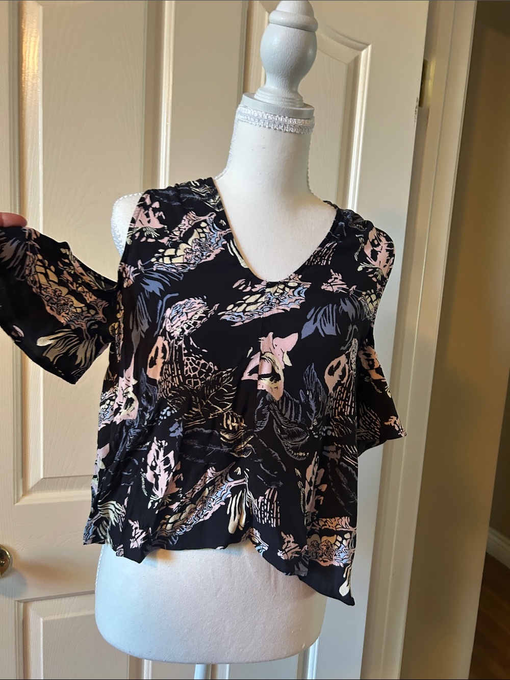 Nordstrom Black Floral Cold-Shoulder V-Neck Blouse with Pink and Blue Accents